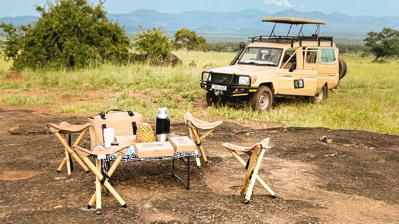 Reisspecialist Celia van Matoke Tours op studiereis door noordoost Oeganda