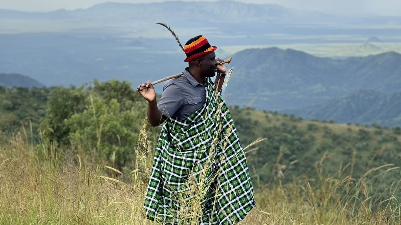 Reisspecialist Celia van Matoke Tours op studiereis door noordoost Oeganda
