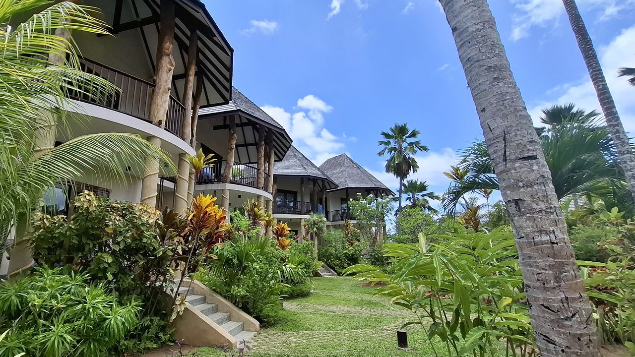 Michele en Marielle van Matoke Tours op studiereis naar de Seychellen