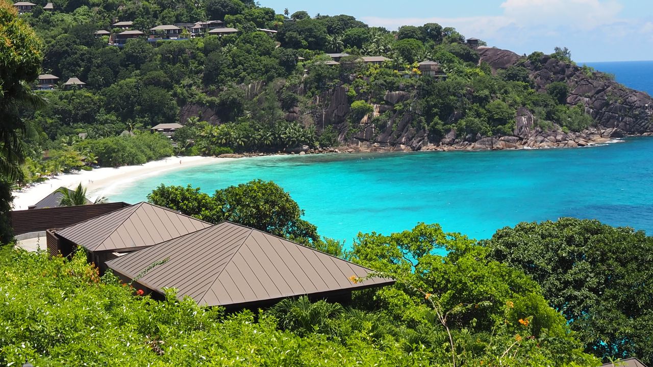 Michele en Marielle van Matoke Tours op studiereis naar de Seychellen