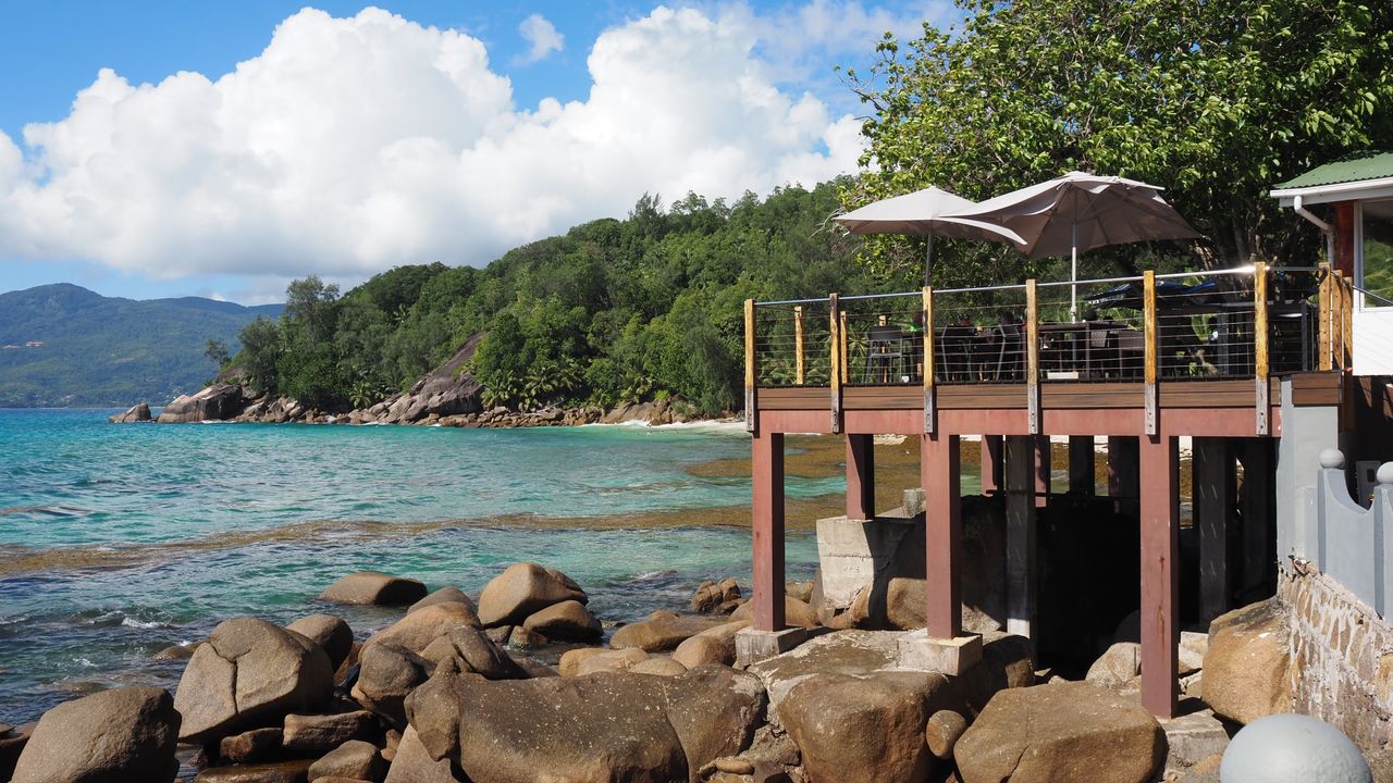 Michele en Marielle van Matoke Tours op studiereis naar de Seychellen