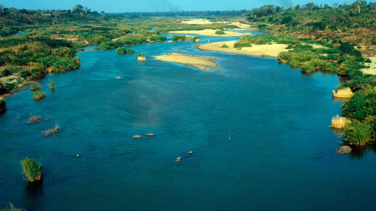 Gorongosa National Park | Safari in Mozambique | Matoke Tours